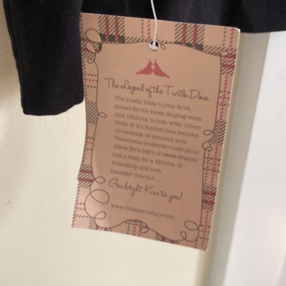 Good Night Kiss Top - Picture 5 of 5